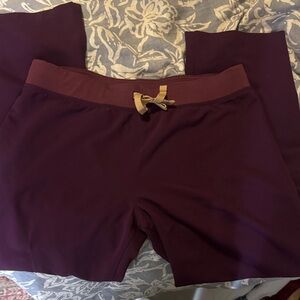 Figs Women's Deep Purple Livingston